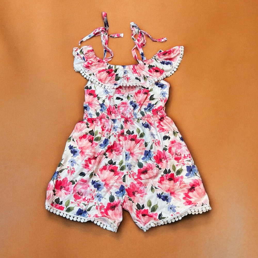 NEW 🆕 Girls Floral Romper (6)